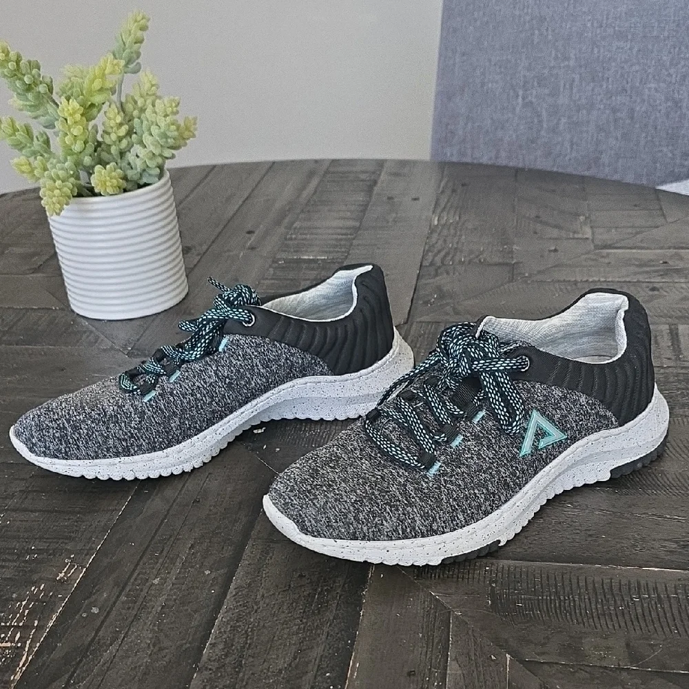 Align Women's Grey and Teal Athletic Nursing Shoes 7.5 - Picture 4 of 7